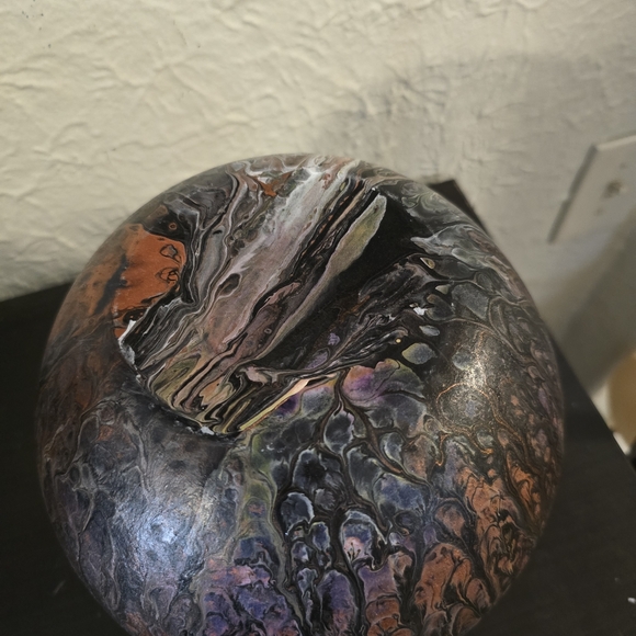 HANDCRAFTED Upcycled Glass Artwork HANDPAINTED Tabletop ART Decor Round Vase - Picture 7 of 17